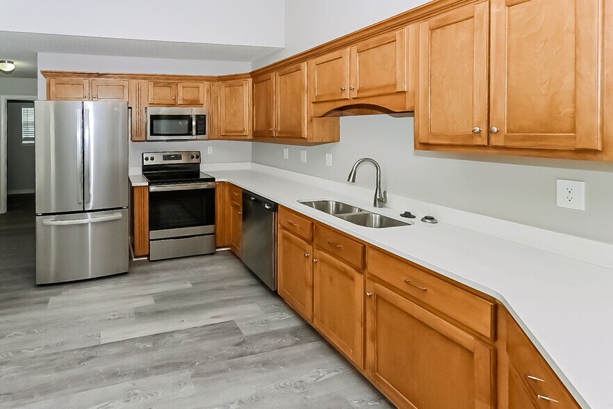 Building Photo - 5894 Keebler Dr