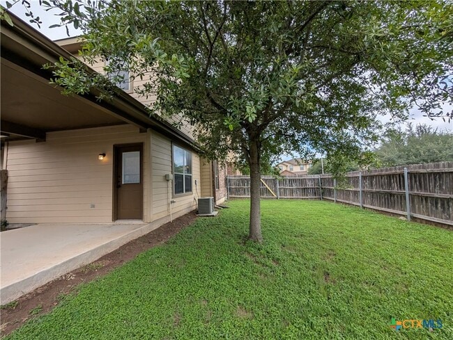 Building Photo - 1032 Brown Rock Dr