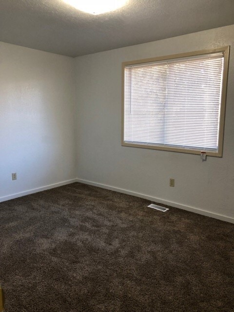 Building Photo - 3047 N Linda Vista Ln