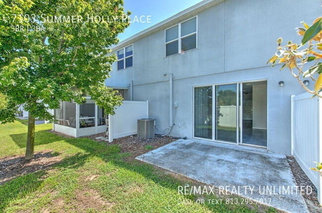 Building Photo - 7103 Summer Holly Pl
