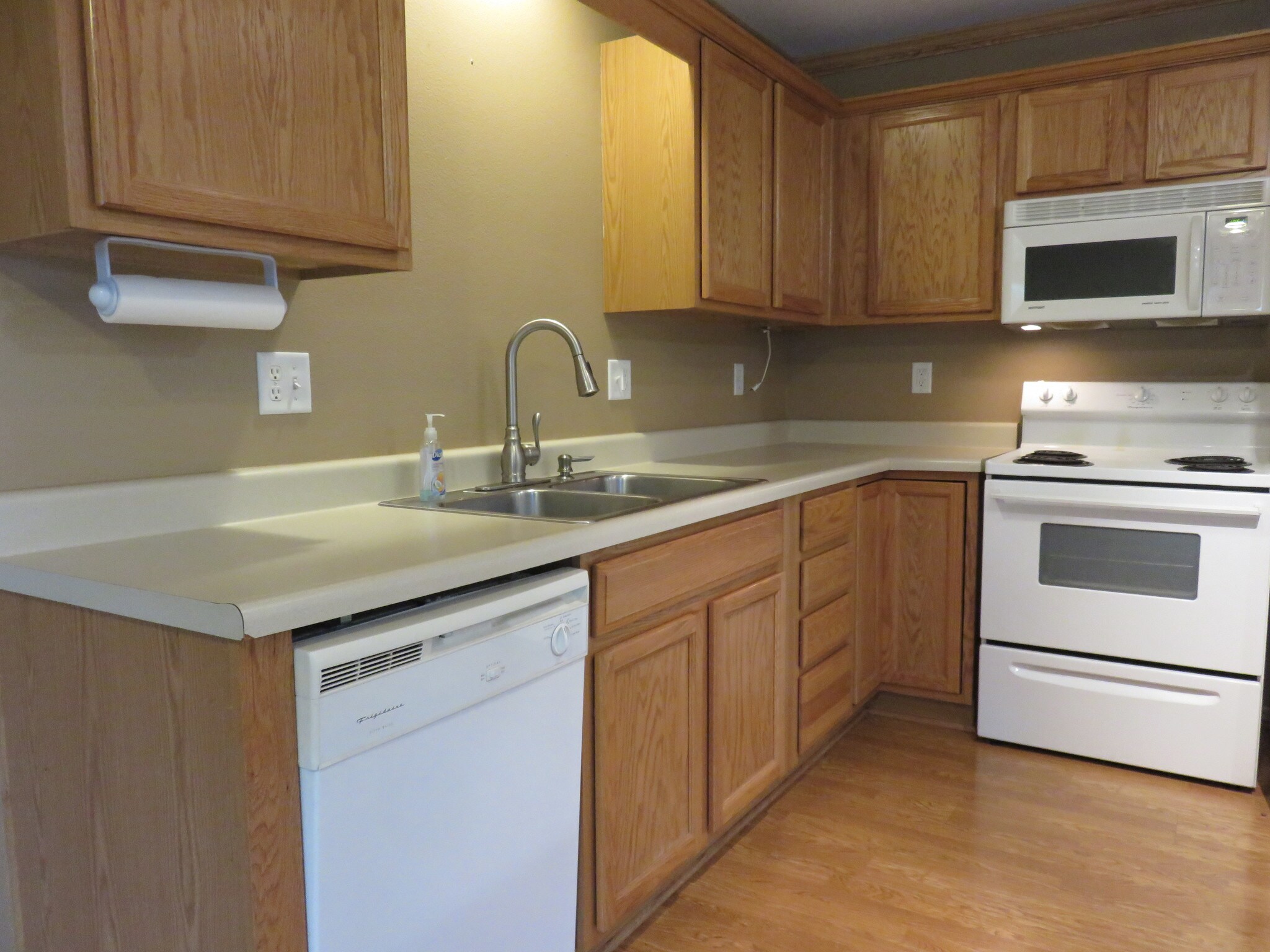 Building Photo - 8302 Westown Pkwy