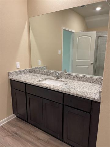 Building Photo - 216 Ridgeland Oak Dr