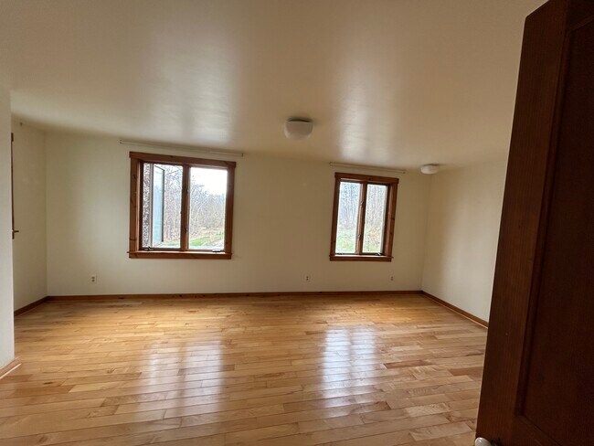 Building Photo - 1456 Bliss Rd