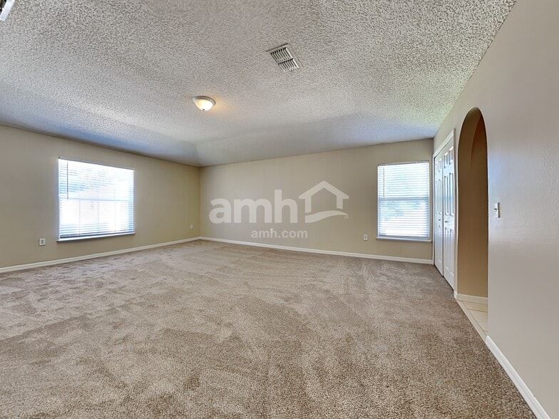 Building Photo - 8051 Foxdale Dr