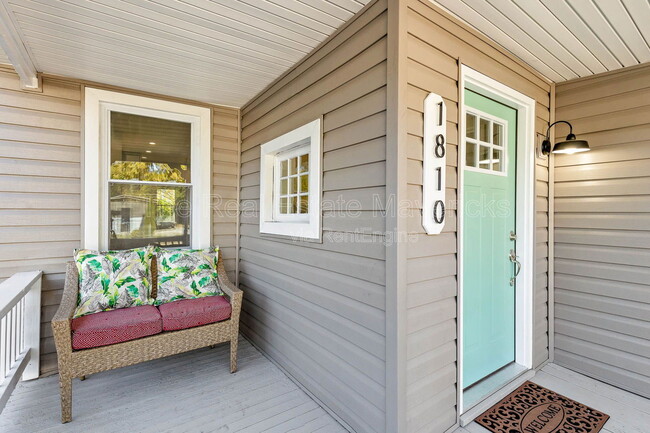 Building Photo - 1810 Jackson St