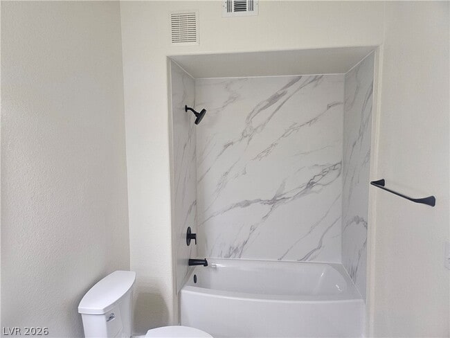 Building Photo - 8250 N Grand Canyon Dr