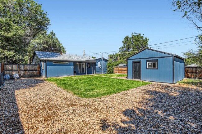 Building Photo - 1296 Vaughn St