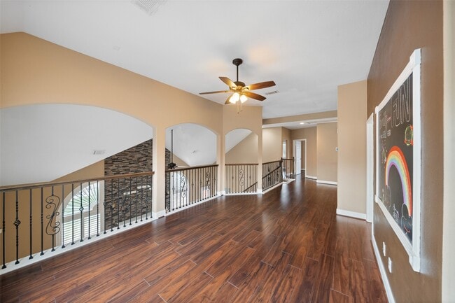 Building Photo - 2438 Ripplewood Dr