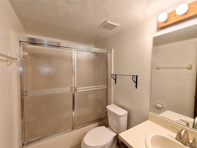 Building Photo - 830 SW 56th Terrace