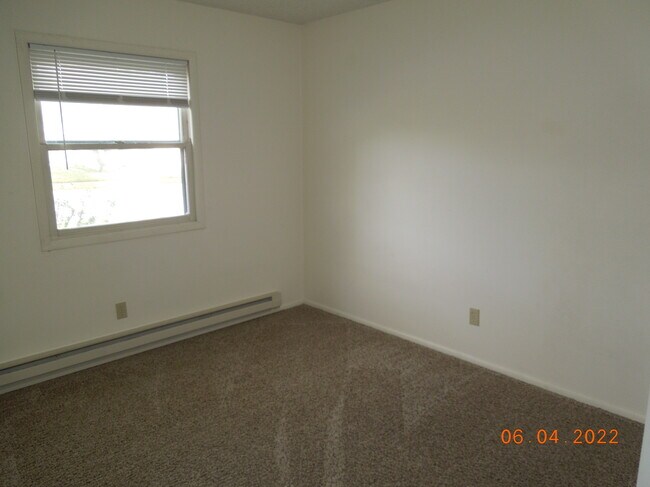 Building Photo - 2002 S Black Ave