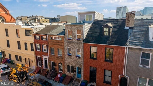 Building Photo - 919 Stiles St