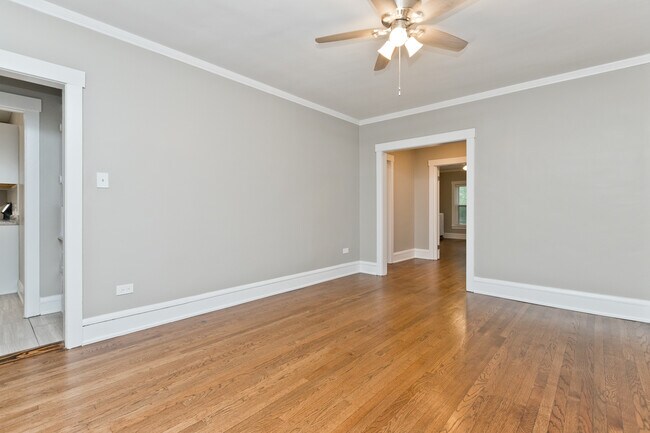 Building Photo - 1019 Dempster St