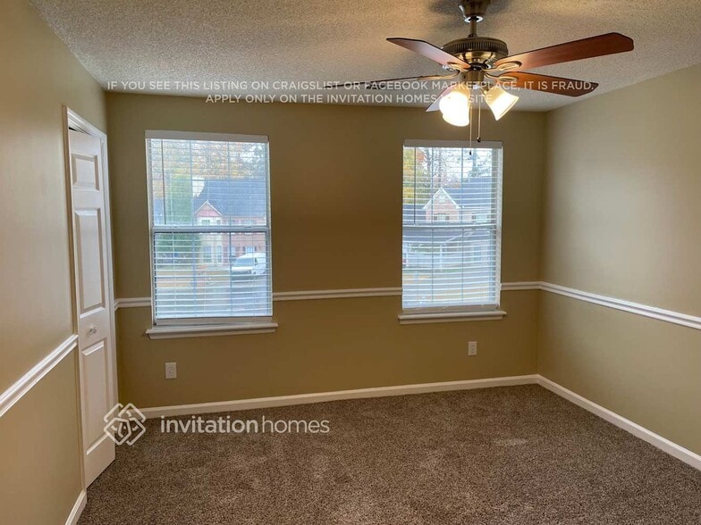 Building Photo - 1401 Chapel Hill Ln SW