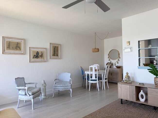 Building Photo - 3322 Cynthia Ln