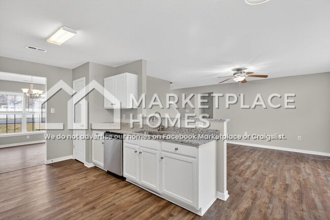 Building Photo - 3905 Harvest Crest Dr