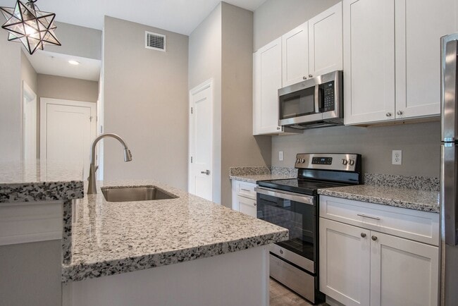 Building Photo - 5262 Ella Blvd