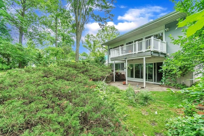 Building Photo - 1807 Fair St