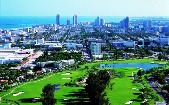 Building Photo - 825 Jimmy Buffett Mem Hwy