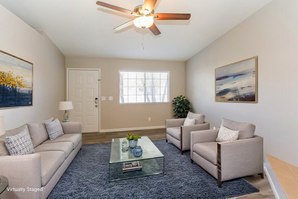 Building Photo - 1417 E Irwin Ave