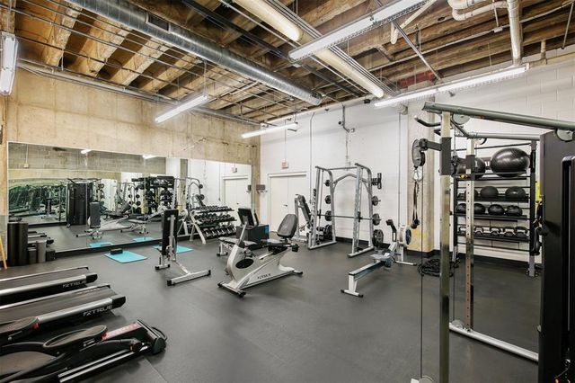 Building Photo - 3030 Bryan St