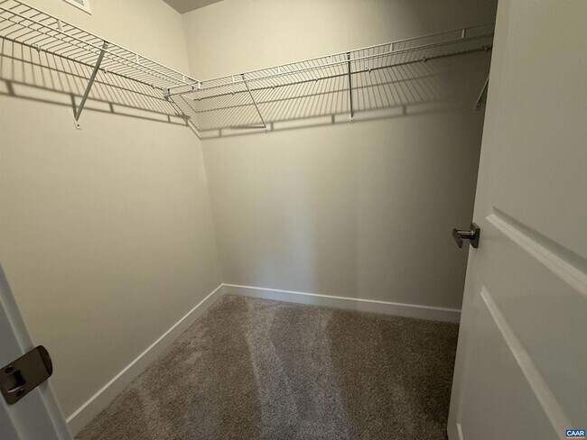 Building Photo - 5175 Lazy Branch Ln