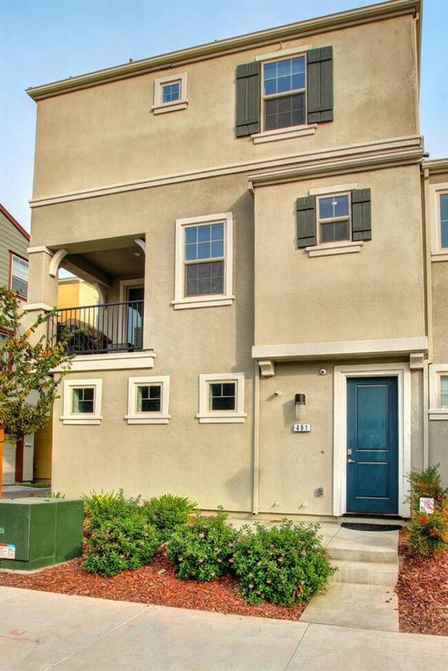 Building Photo - 491 Tailoff Ln