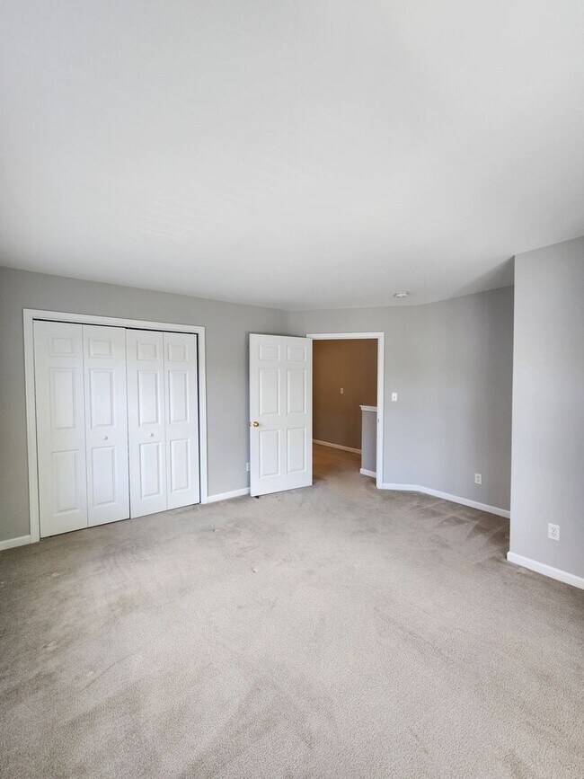 Building Photo - 14 Cherry Laurel Ln
