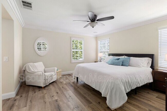 Building Photo - 40149 Balboa Dr
