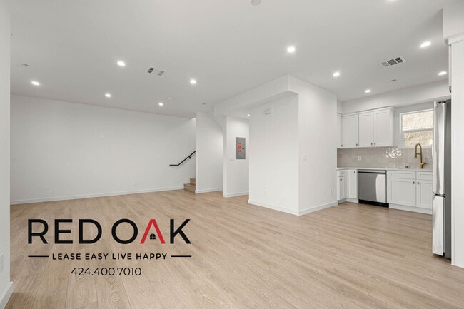 Building Photo - 415 N La Fayette Park Pl