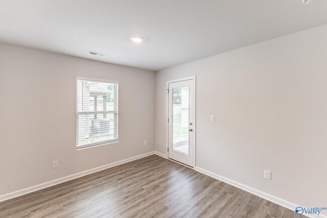 Building Photo - 14764 Ravenel Dr