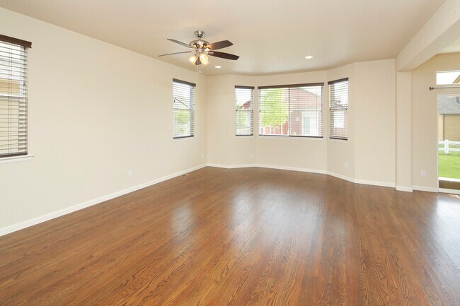 Living Room - 4187 Lost Canyon Drive