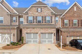 Building Photo - 1327 Elderwood Way