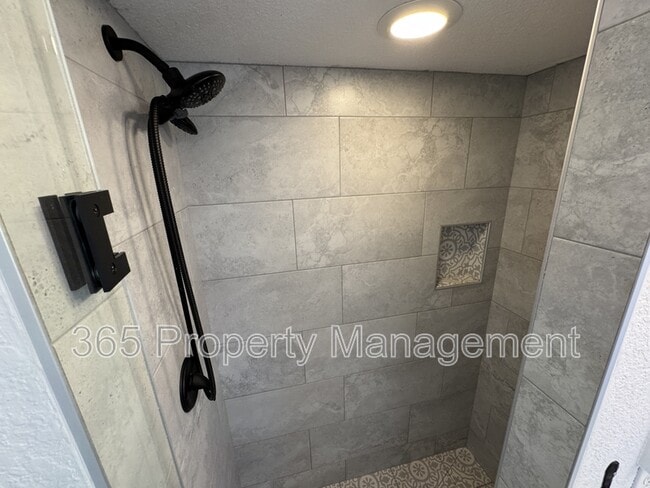 Building Photo - 4065 Alwick Ln