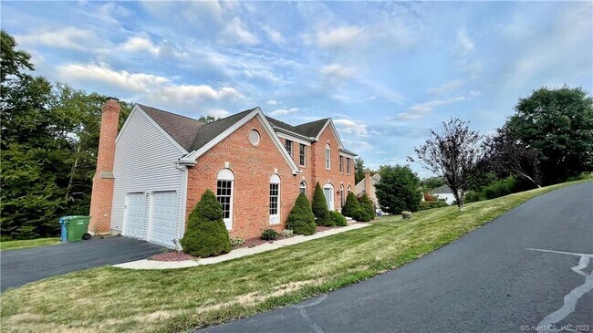 Building Photo - 34 Auburn Knoll