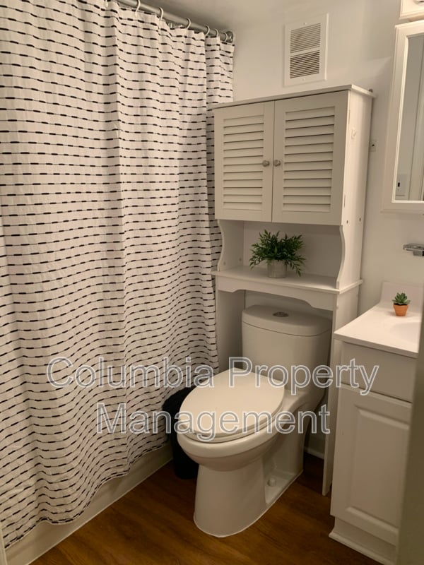 Building Photo - 1434 A St SE