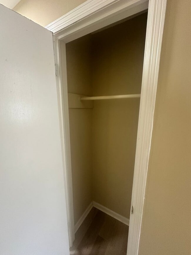 Building Photo - 2 Bedroom/2 Bath Townhome in Valdosta