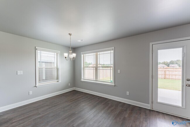 Building Photo - 119 Beaver Brook Pl