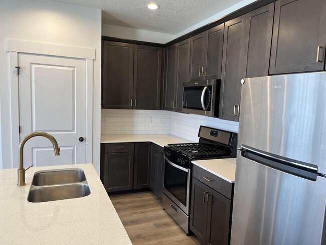 Building Photo - 10744 S Porcini Dr