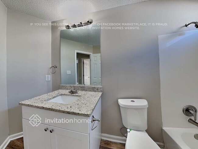 Building Photo - 112 Heathwick Dr