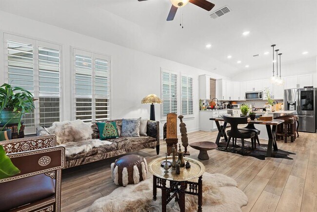 Building Photo - 513 Georgia Lace Trail