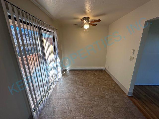 Building Photo - Charming 2-Bedroom Multiplex in the Heart of Portland - A Must-See!