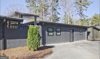 Building Photo - 3229 Kingsdale Dr SW