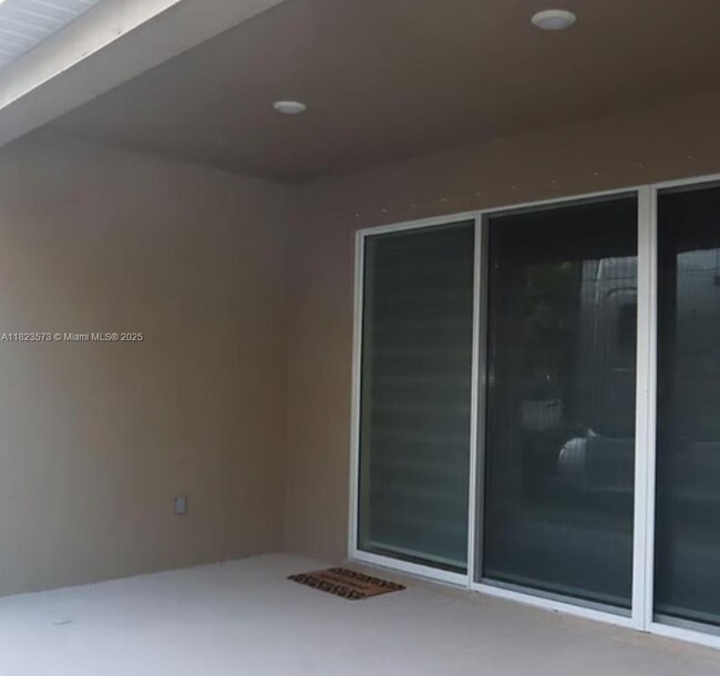 Building Photo - 2890 Jupiter