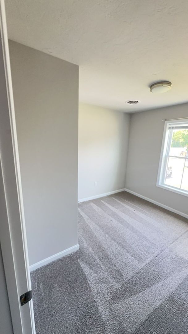 Building Photo - 3 Bedroom Townhouse in Carlisle PA.
