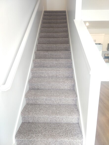 Building Photo - 335 S 1540 E