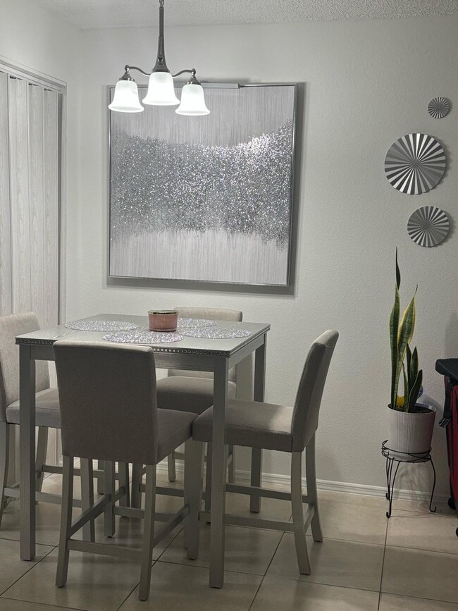 Building Photo - 2301 N Congress Ave