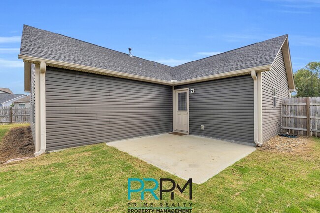 Building Photo - 109 Screech Dr