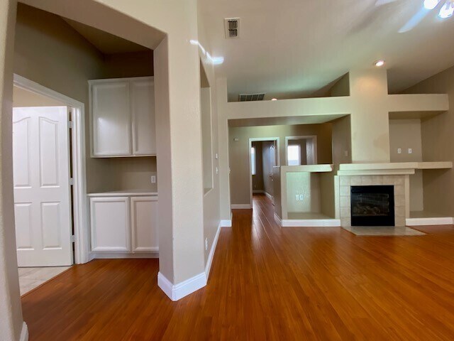 Building Photo - Beautiful 3bd/2ba in West Sacramento!