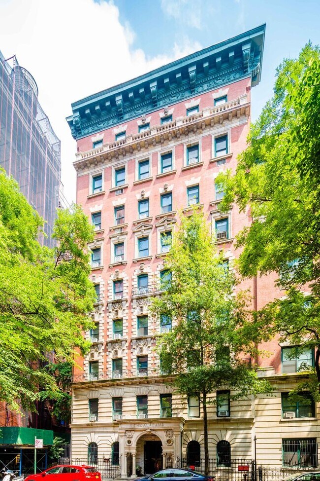 Interior Photo - Alabama Flats LLC