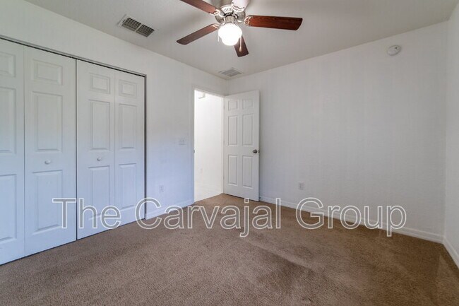 Building Photo - 5107 SW 165th St Rd